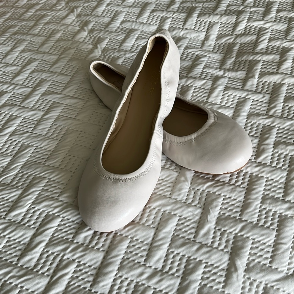 New Cream Ballet style Flats